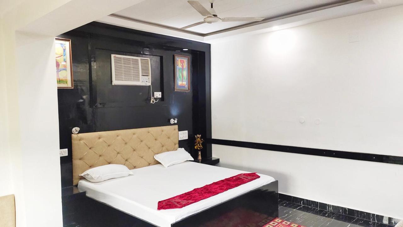 Hotel Shivay Palace Basti Exterior foto